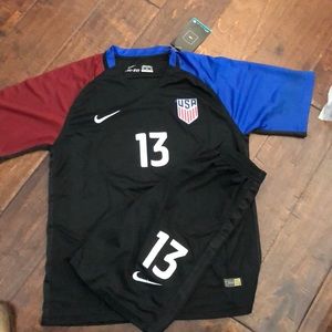 Alex Morgan set